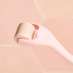 Revolution Beauty Revolution Haircare Scalp Derma Roller^ Styling & Treatments
