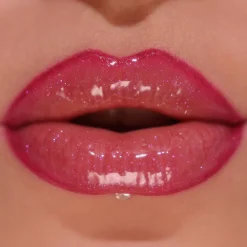 Revolution Beauty Revolution Pout Bomb Shimmer Gloss Berry Lustre^ Lip Gloss