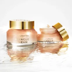 Revolution Beauty Revolution Pro Miracle Eye Cream 15ml^ Squalane|Vitamin C
