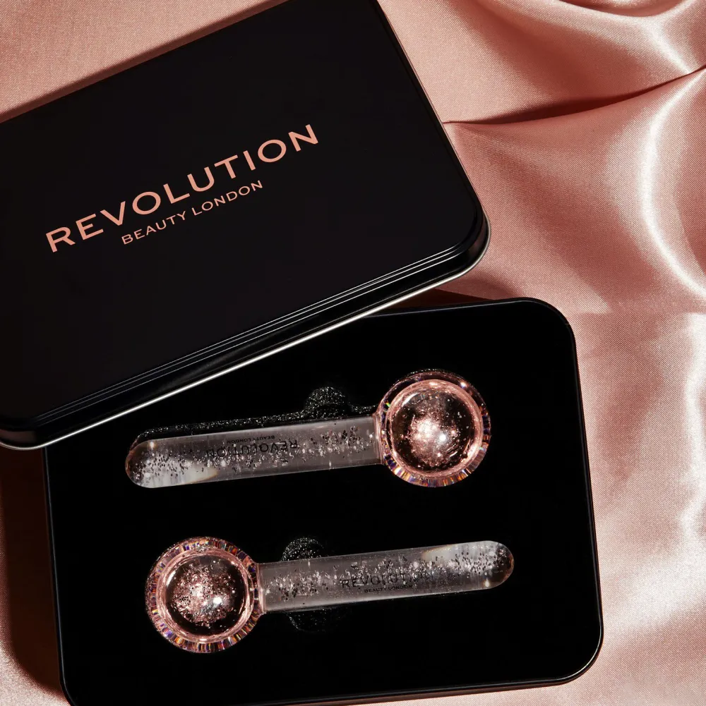 Revolution Beauty Revolution Skincare Pink Glitter Facial Ice Globes^ Skincare Tools