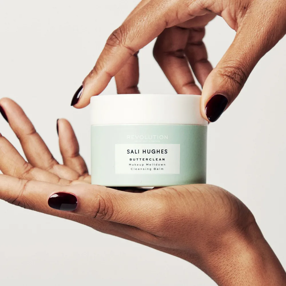 Revolution Beauty Revolution Skincare x Sali Hughes Butterclean Makeup Meltdown Cleansing Balm^ Sali Hughes