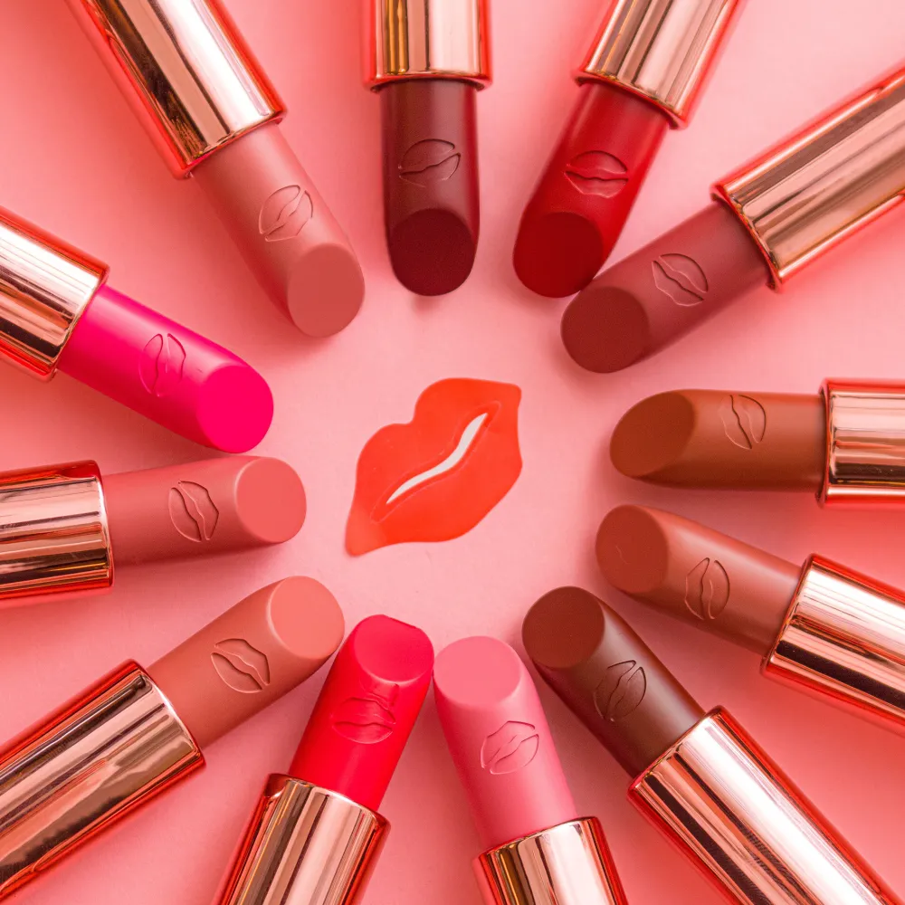 Revolution Beauty Satin Kiss Lipstick^ Lipstick